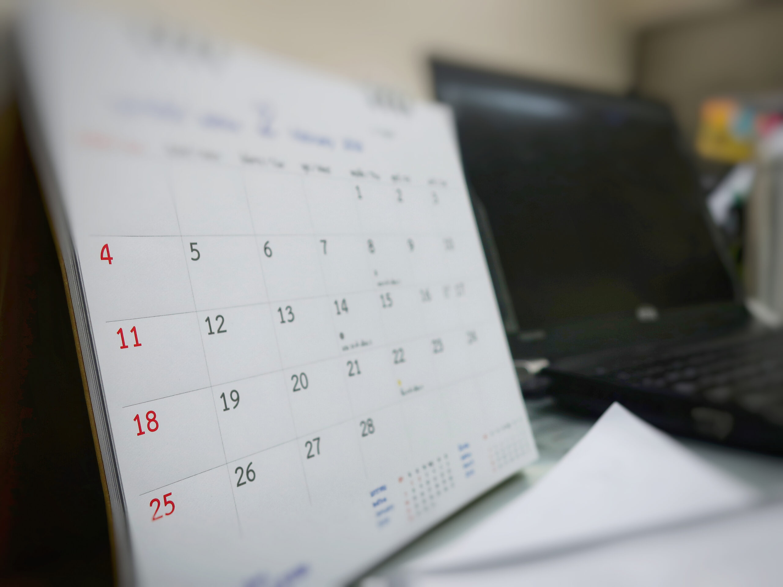 Calendar and paperwork representing time limits for a pension transfer claim